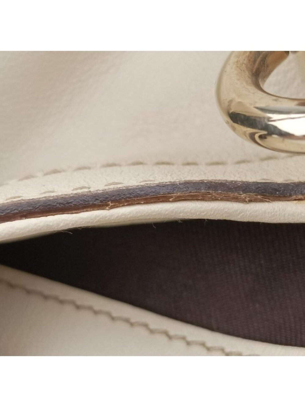 ★SOLD★ Gucci Bamboo White Leather Messenger Bag - Picture 14 of 15